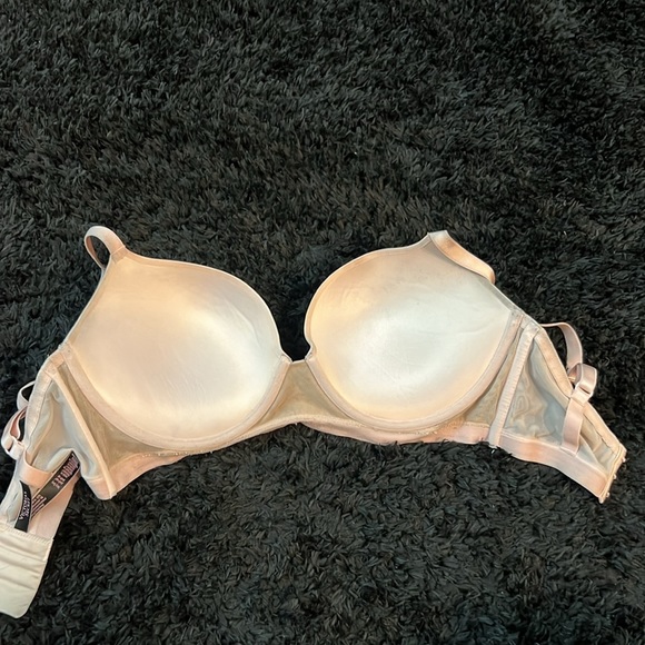 VICTORIA’S SECRET Very Sexy Push-Up Bra - Picture 7 of 8
